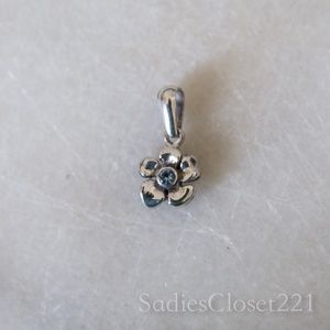 King Baby Studio Flower pendant